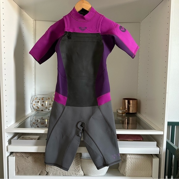 Roxy Other - Roxy 2/2mm Syncro Front Zip Short Sleeve Springsuit Wetsuit